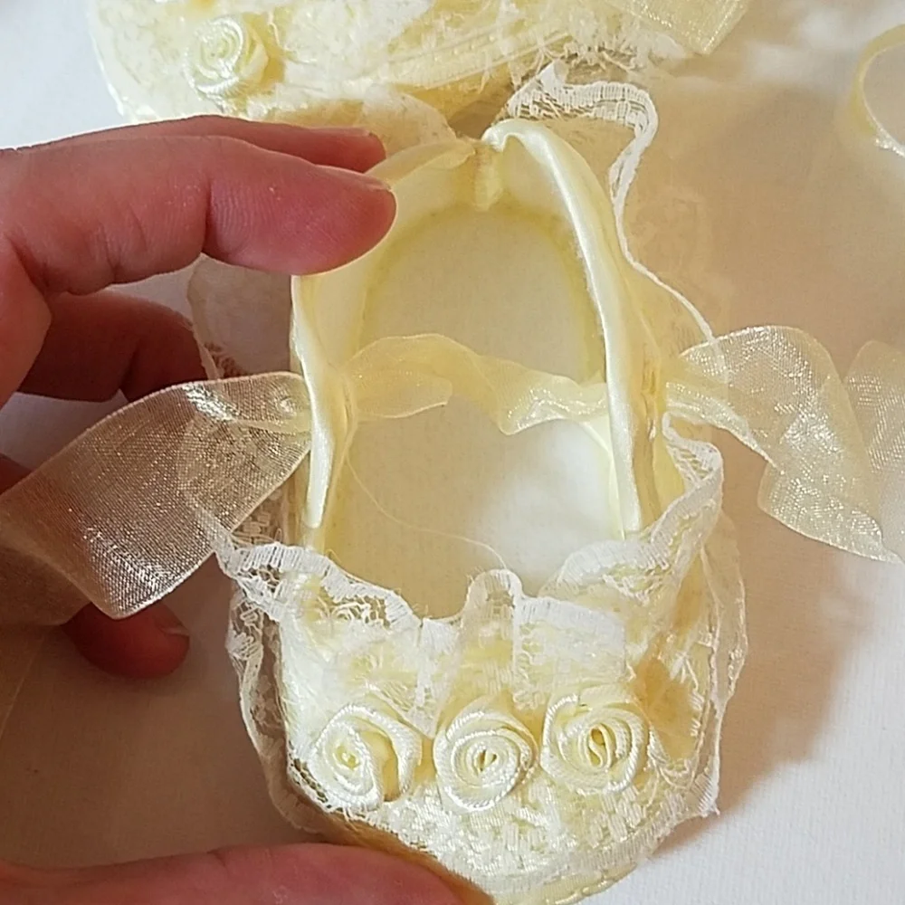 Felts Fun Finds yellow lacy